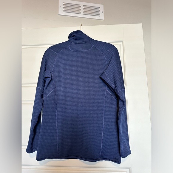 Patagonia women’s R1 fleece pullover navy women’s medium - Picture 4 of 4